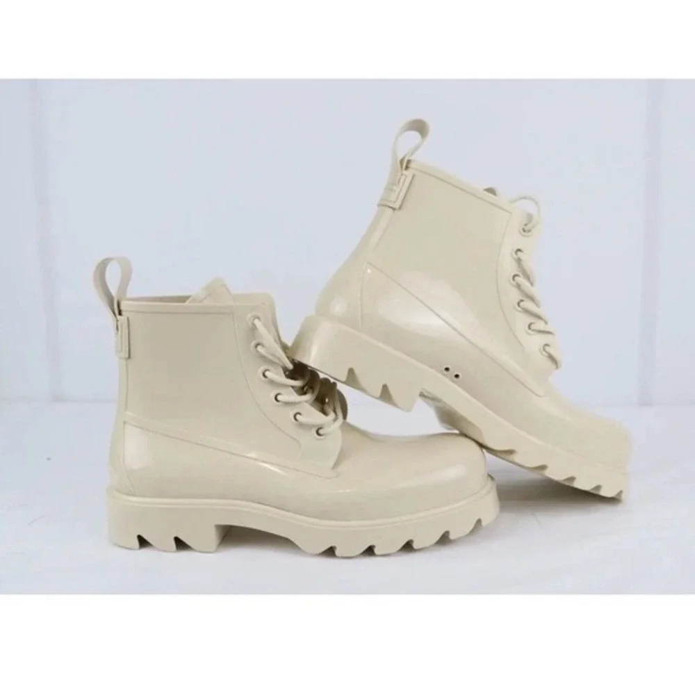 Bottega Veneta Rubber Ankle Boots Cream‎ Size EU 38 US 8 Lug Sole Made in Italy